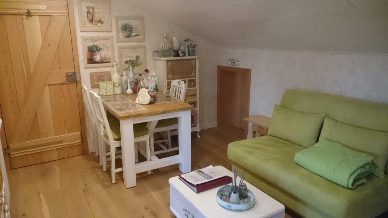 Eifelyeti Ferienwohnung Ellscheid Экстерьер фото